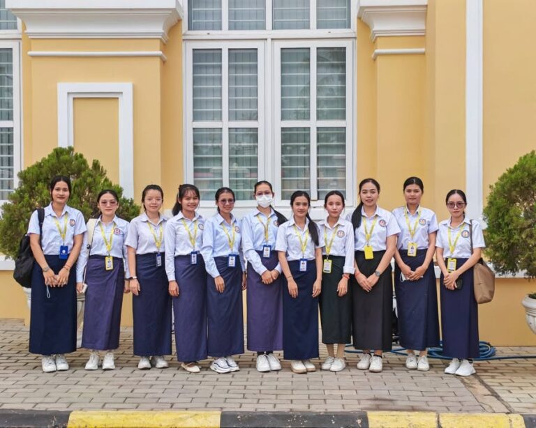 សិក្ខាសាលាស្ដីពី “Girls in ICT: AI for development; Girls shaping the digital future”