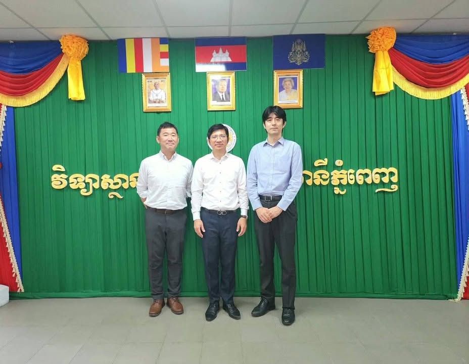 នៅរសៀលថ្ងៃពុធ ទី២៦ ខែសីហា ឆ្នាំ២០២៦ វិទ្យាស្ថានគរុកោសល្យរាជធានីភ្នំពេញ តំណាងដោយ លោកបណ្ឌិត សំ ច័ន្ទភិរុណ